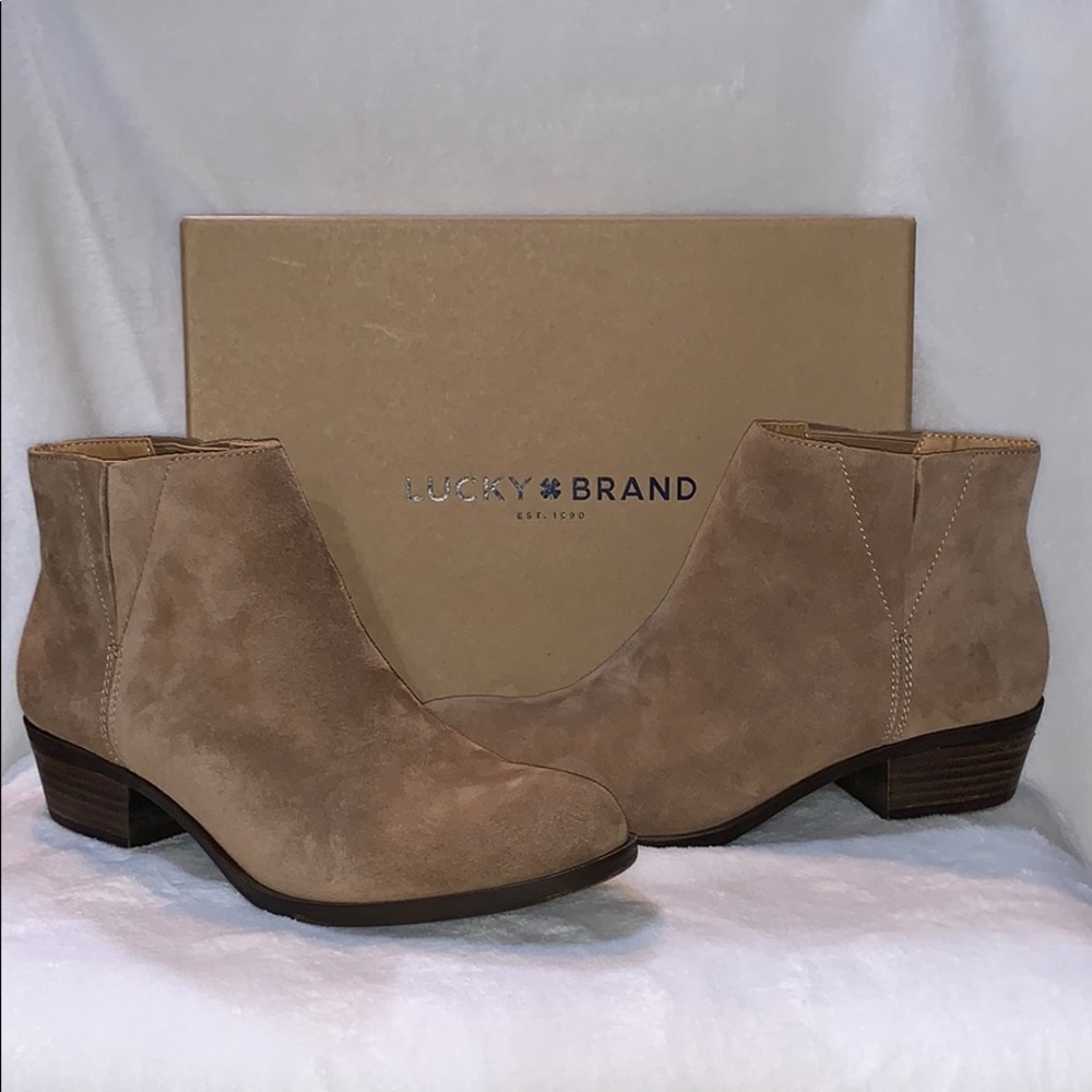 Ankle boots.